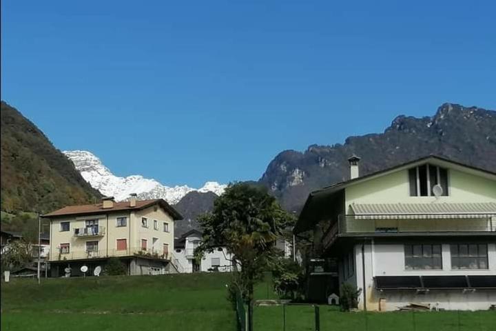 Colori Nel Parco Apartman Cesiomaggiore Kültér fotó